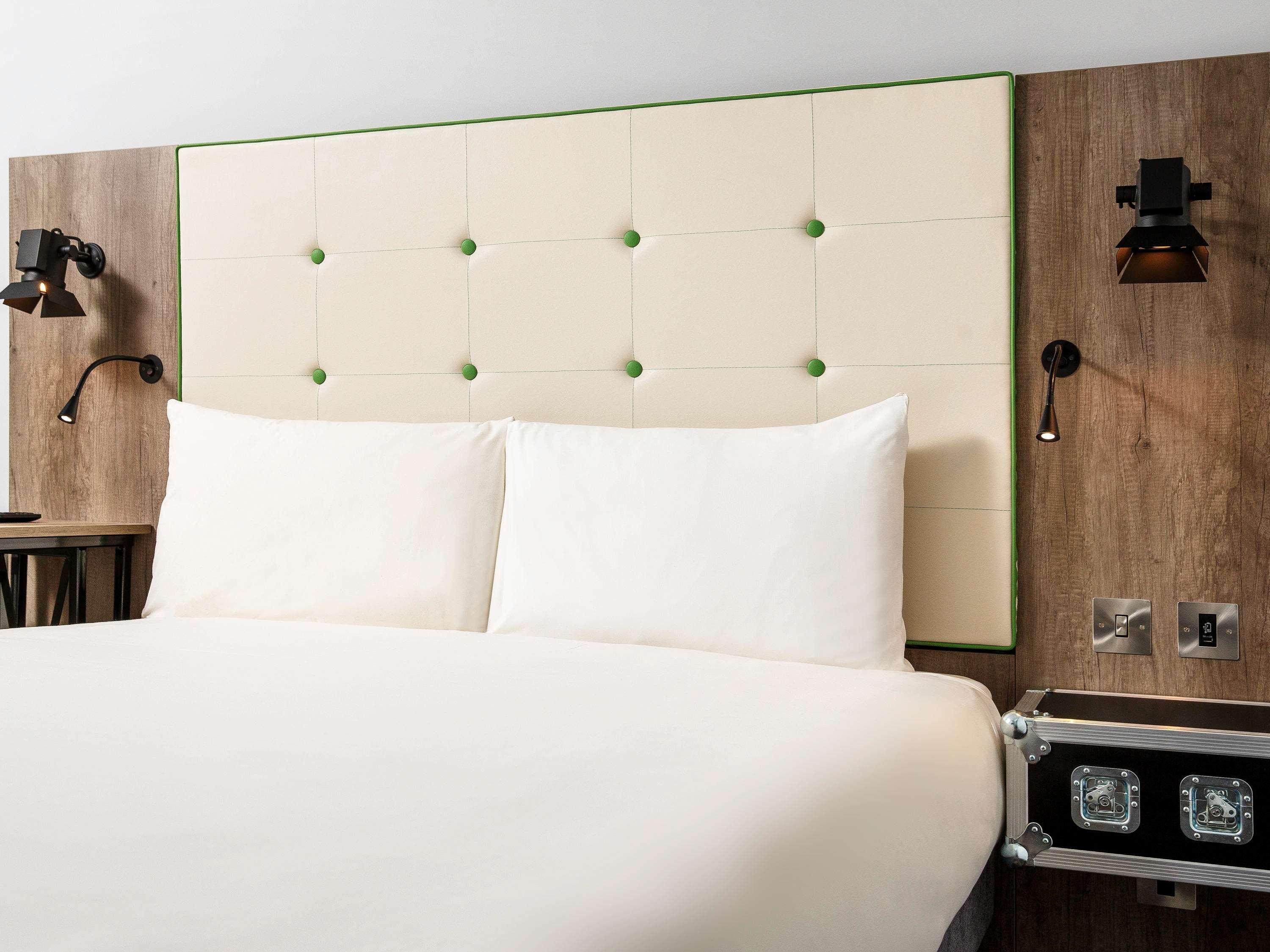 Hotel Ibis Styles London Ealing Zewnętrze zdjęcie