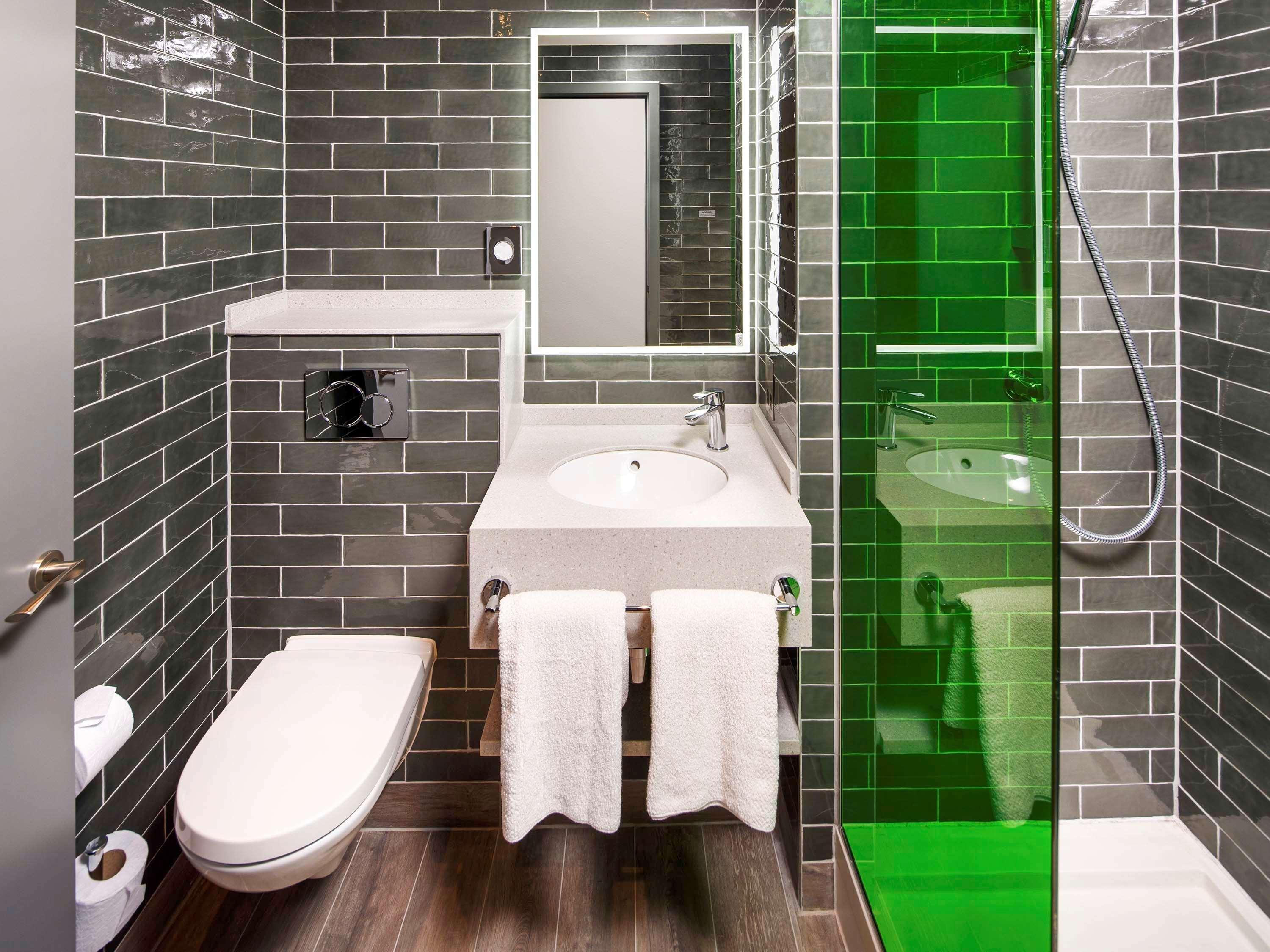 Hotel Ibis Styles London Ealing Zewnętrze zdjęcie
