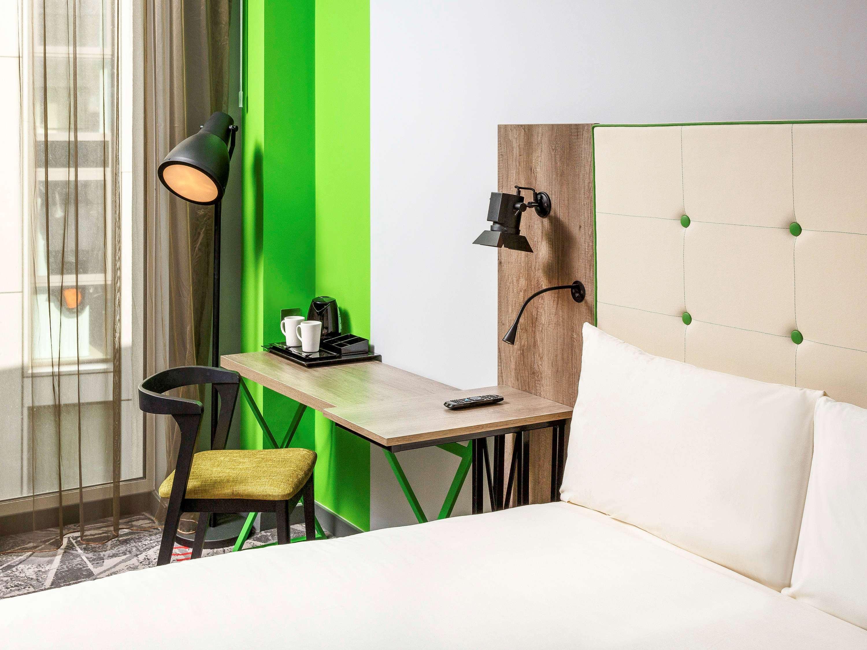 Hotel Ibis Styles London Ealing Zewnętrze zdjęcie