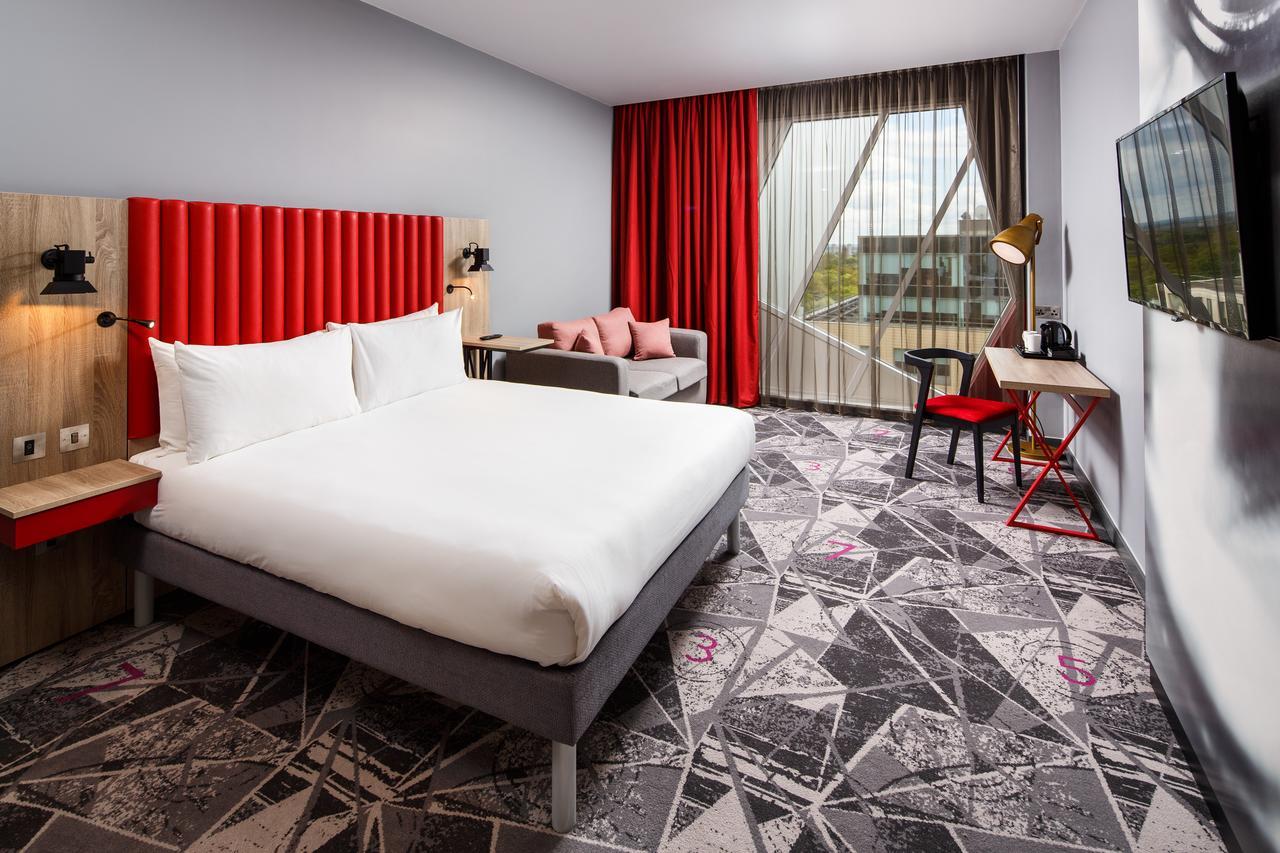 Hotel Ibis Styles London Ealing Zewnętrze zdjęcie